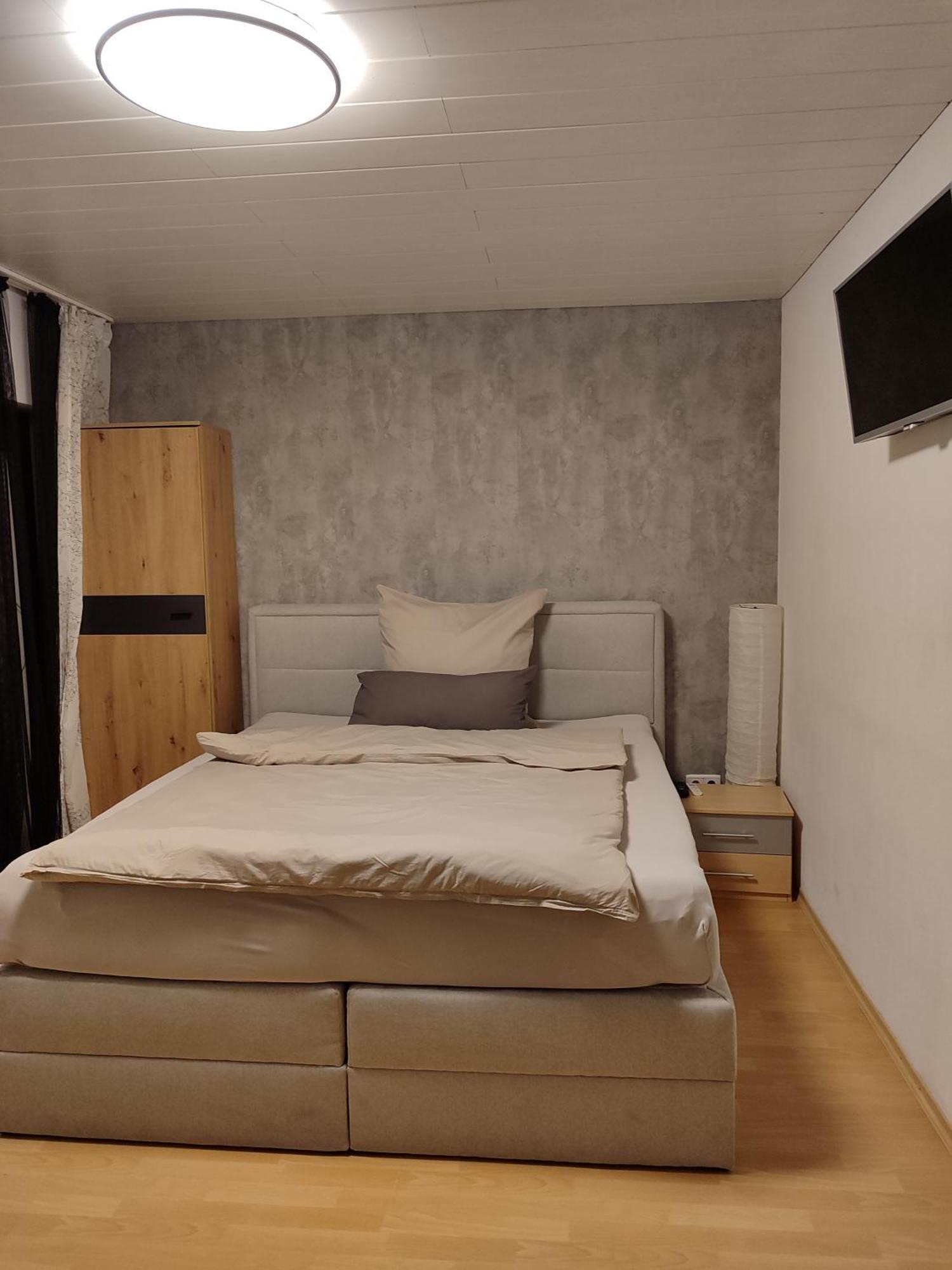 Komfortable Ferienwohnung In Floersheim-Weilbach Floersheim am Main Luaran gambar