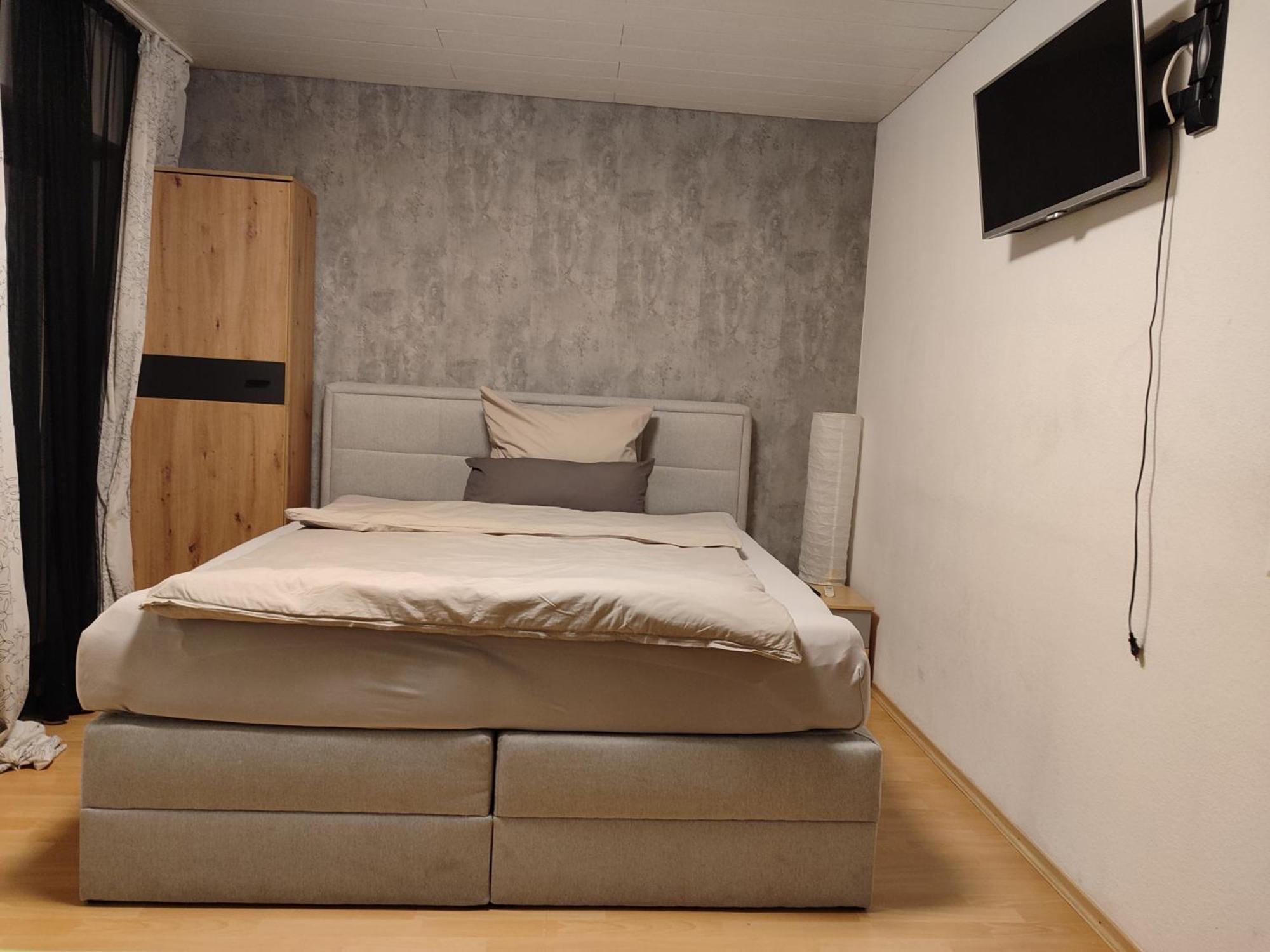 Komfortable Ferienwohnung In Floersheim-Weilbach Floersheim am Main Luaran gambar