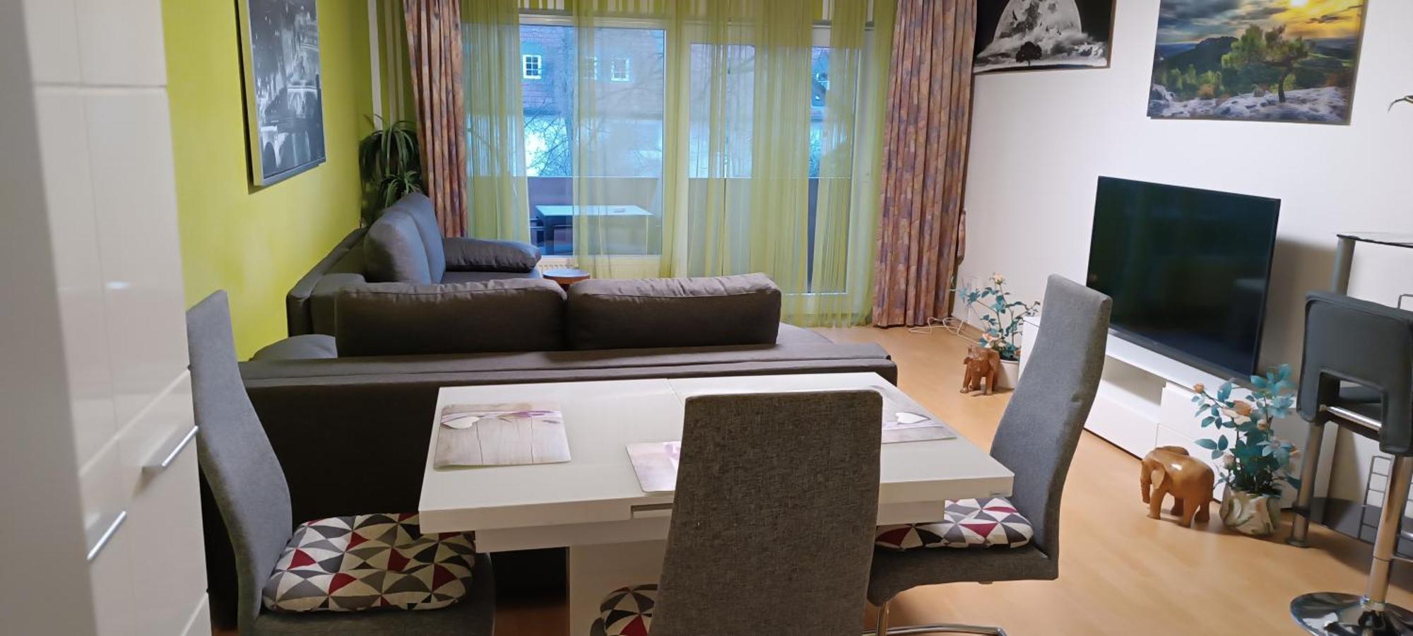 Komfortable Ferienwohnung In Floersheim-Weilbach Floersheim am Main Luaran gambar